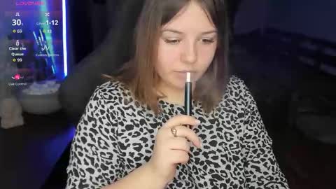 LOVE NERDS ONLY online show from October 20, 2025, 12:33 am