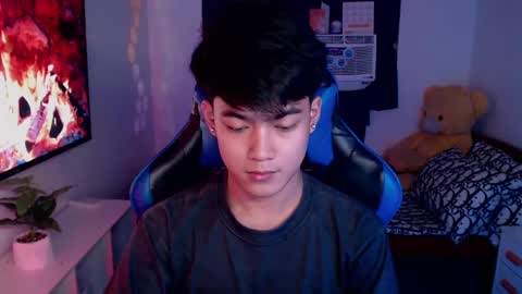 Snapshot of xaldrian_destroyer chatting on January 4, 2025, 3:28 pm Prince Aldrian online show from January 4, 2025, 3:28 pm