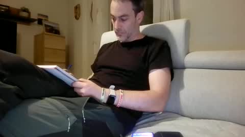 xalegarmax online show from April 5, 2026, 9:01 pm