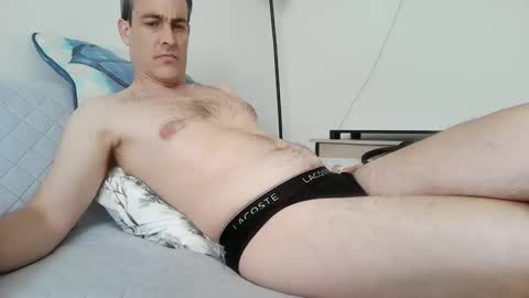 xalegarmax online show from April 9, 2026, 2:33 pm