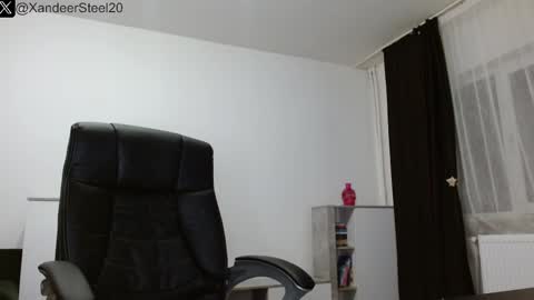 Snapshot of xandeer_steel chatting on March 1, 2025, 1:43 am Master Xandeer online show from March 1, 2025, 1:43 am