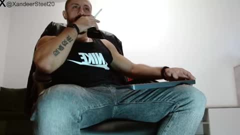 Snapshot of xandeer_steel chatting on September 30, 2025, 4:39 am Master Xandeer online show from September 30, 2025, 4:39 am