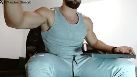 Snapshot of xandeer_steel chatting on October 6, 2025, 6:33 am Master Xandeer online show from October 6, 2025, 6:33 am