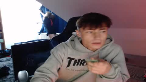 Snapshot of xandiigmusik chatting on October 14, 2025, 2:07 pm rx4per online show from October 14, 2025, 2:07 pm