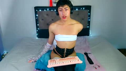 xangel__dustx online show from January 15, 2026, 6:22 pm