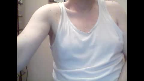 xaramanu online show from May 11, 2026, 5:46 am