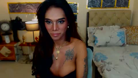 Snapshot of xasianm0nstr0uscumx chatting on January 5, 2025, 9:15 am THALIA MOUNT online show from January 5, 2025, 9:15 am