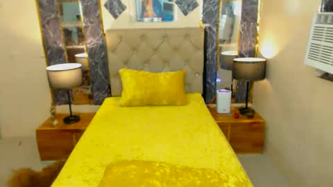 Snapshot of xasianm0nstr0uscumx chatting on February 13, 2025, 12:35 am THALIA MOUNT online show from February 13, 2025, 12:35 am