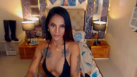 Snapshot of xasianm0nstr0uscumx chatting on March 9, 2025, 3:01 am THALIA MOUNT online show from March 9, 2025, 3:01 am