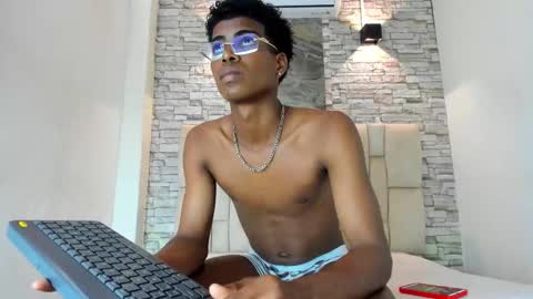 XAVI online show from November 29, 2025, 8:34 pm