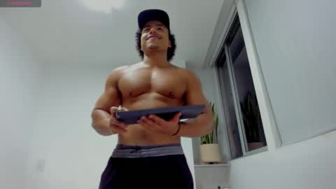 Xavier online show from November 5, 2025, 1:05 am