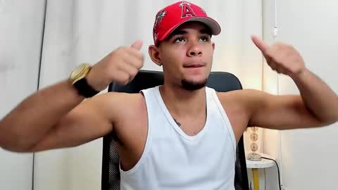 Snapshot of xboy_fantasyx chatting on October 7, 2025, 12:13 pm David online show from October 7, 2025, 12:13 pm