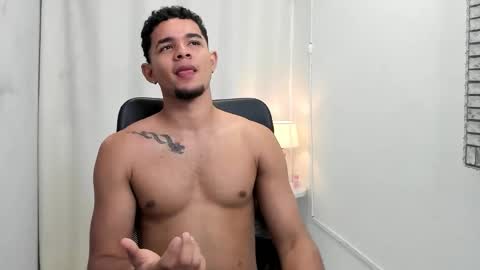Snapshot of xboy_fantasyx chatting on October 9, 2025, 12:47 pm David online show from October 9, 2025, 12:47 pm