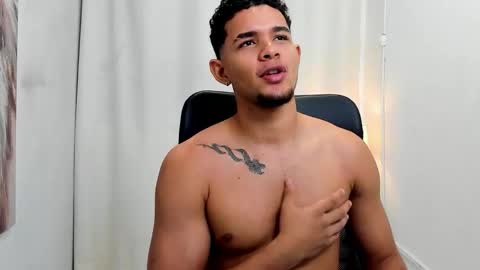 Snapshot of xboy_fantasyx chatting on October 11, 2025, 12:36 pm David online show from October 11, 2025, 12:36 pm
