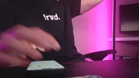 xburst online show from February 17, 2026, 12:51 am