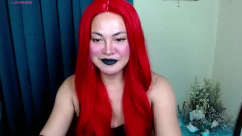 Snapshot of xcalisthra_69x chatting on October 29, 2025, 8:16 am Godess Lucy online show from October 29, 2025, 8:16 am