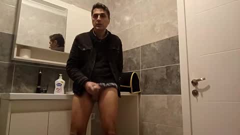 Snapshot of xcandy779 chatting on November 12, 2025, 3:12 pm Xcandy779 online show from November 12, 2025, 3:12 pm