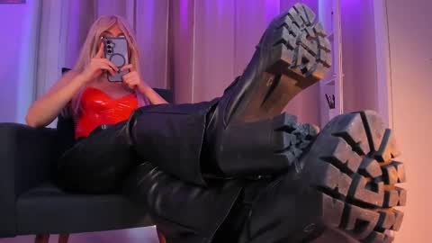 Cherry Goth online show from March 12, 2026, 2:12 pm