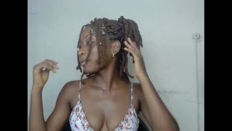 Snapshot of xcreamypussy chatting on December 25, 2024, 8:07 am xcreamypussy online show from December 25, 2024, 8:07 am