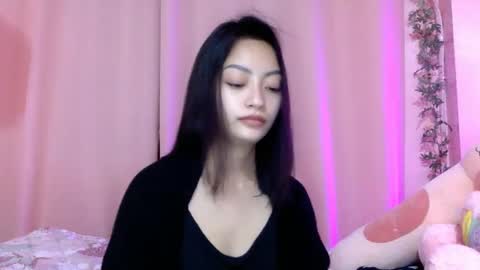 Snapshot of xcxccy19 chatting on February 5, 2025, 1:00 pm Sachi Cy online show from February 5, 2025, 1:00 pm