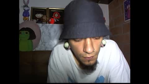 xdantex19 online show from February 2, 2026, 2:05 pm