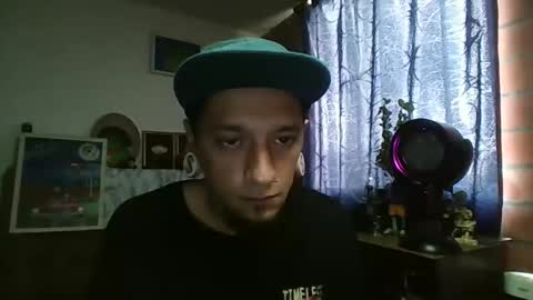 xdantex19 online show from April 18, 2026, 2:32 pm