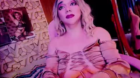 XDirtymistressX online show from December 4, 2025, 2:37 pm