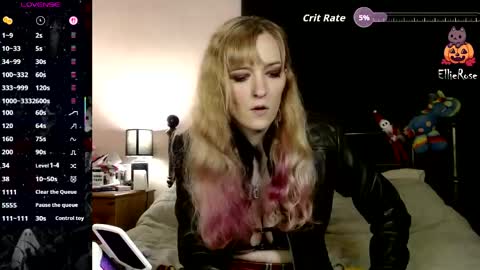 Snapshot of xelliee_rosex chatting on June 4, 2026, 4:18 am EllieeRose online show from June 4, 2026, 4:18 am