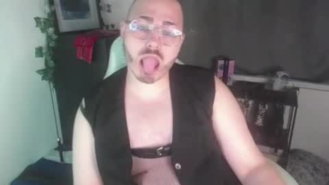 Snapshot of xfabian_love chatting on September 11, 2025, 6:08 pm F A B I A N online show from September 11, 2025, 6:08 pm
