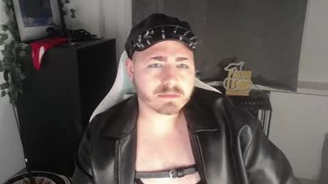 Snapshot of xfabian_love chatting on September 26, 2025, 10:03 pm F A B I A N online show from September 26, 2025, 10:03 pm