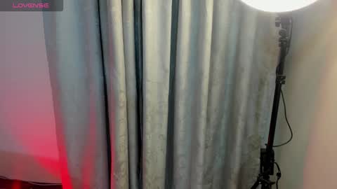 hinata  online show from September 11, 2025, 11:05 pm