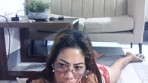 xhotskinny69x online show from June 7, 2026, 8:12 pm
