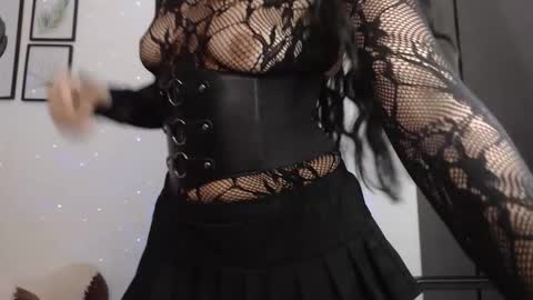 Xia online show from November 8, 2025, 11:03 pm