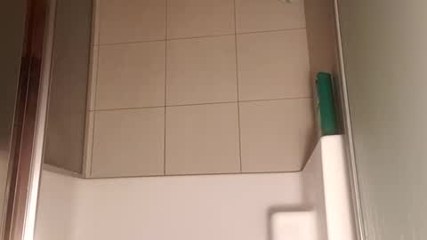 Ryan Khristopher online show from November 28, 2025, 2:47 am