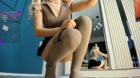 Sweetie online show from December 19, 2024, 3:07 am