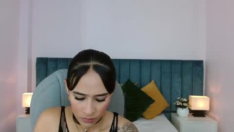 Ximena caro online show from June 6, 2026, 4:06 am