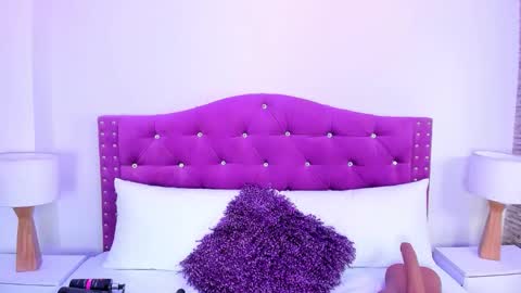 Xime  online show from October 4, 2025, 2:31 am