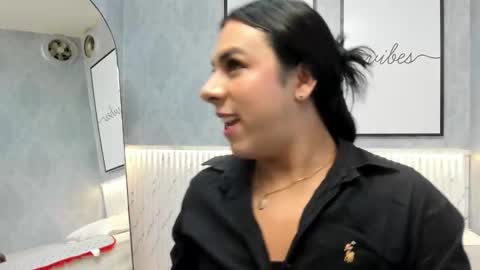 Yoy  online show from October 2, 2025, 10:00 am