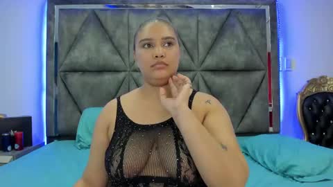 Snapshot of ximenarusso chatting on January 11, 2025, 9:36 am online show from January 11, 2025, 9:36 am