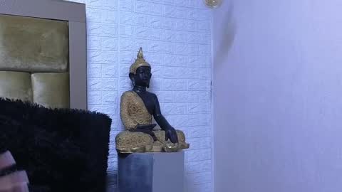 ximena online show from February 6, 2025, 7:13 am