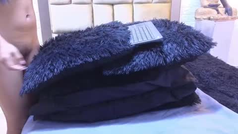 ximena online show from February 25, 2025, 10:26 am