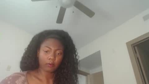 Ximora online show from March 18, 2026, 1:25 pm