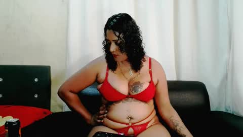 XIndianXFireBallx online show from October 28, 2025, 9:57 am