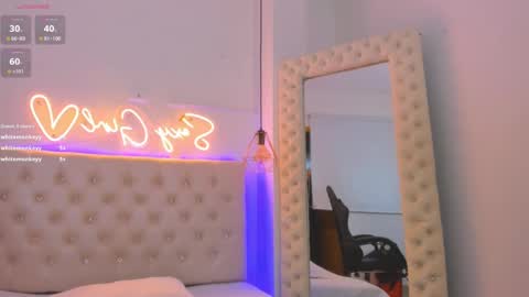 xiomara_cortes online show from January 21, 2025, 1:18 am