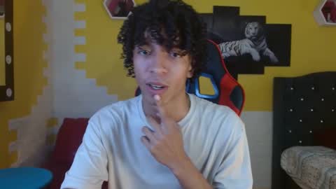 xion_ez online show from September 25, 2025, 10:35 pm