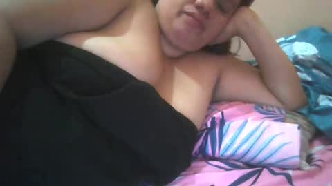 xjuicytits online show from January 19, 2026, 1:09 am