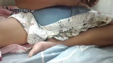xjuicytits online show from May 15, 2026, 11:12 pm