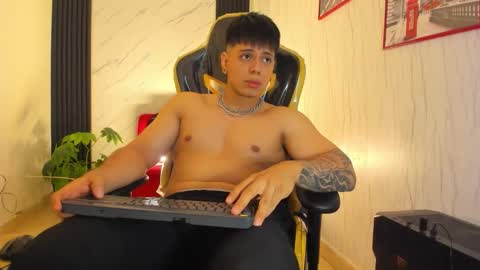      online show from November 7, 2025, 12:16 pm