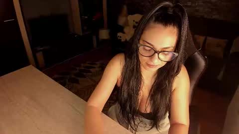 Lara online show from February 11, 2026, 9:31 pm