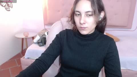 lunna online show from January 24, 2025, 9:05 pm